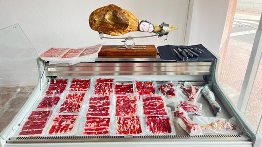 JAMÓN CURADO DE CAMPO A 100G A CUCHILLO AL VACIO.